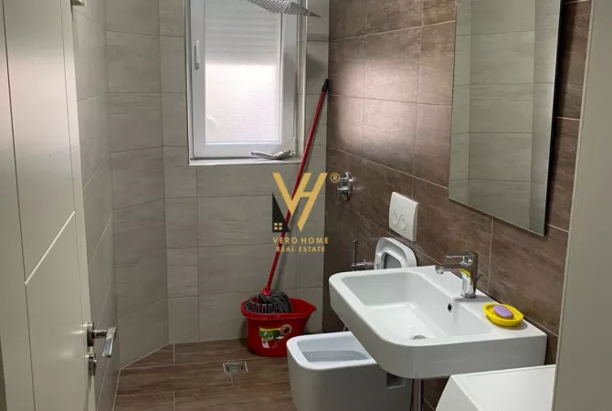 Shtepi me qera 2+1 ne Tirane - 550 Euro