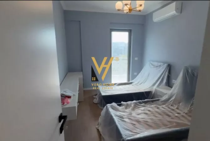 Shtepi me qera 2+1 ne Tirane - 800 Euro