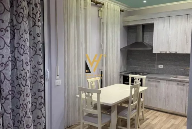 Shtepi me qera 1+1 ne Tirane - 650 Euro