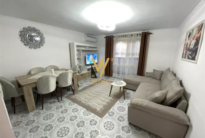 Shtepi me qera 2+1 ne Tirane - 600 Euro