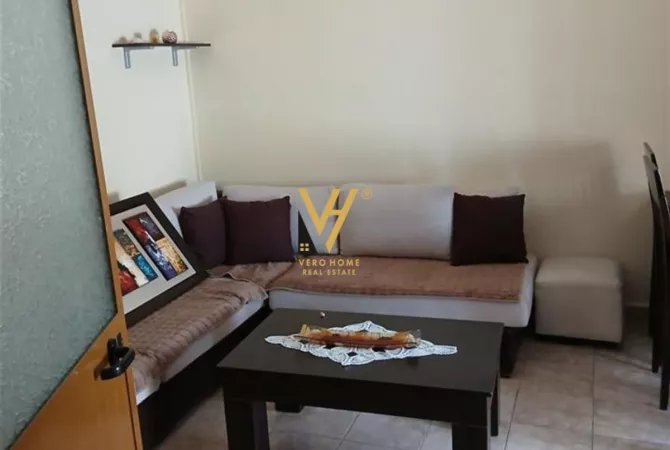 Shtepi me qera 2+1 ne Tirane - 440 Euro