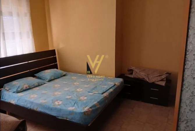 Shtepi me qera 2+1 ne Tirane - 440 Euro