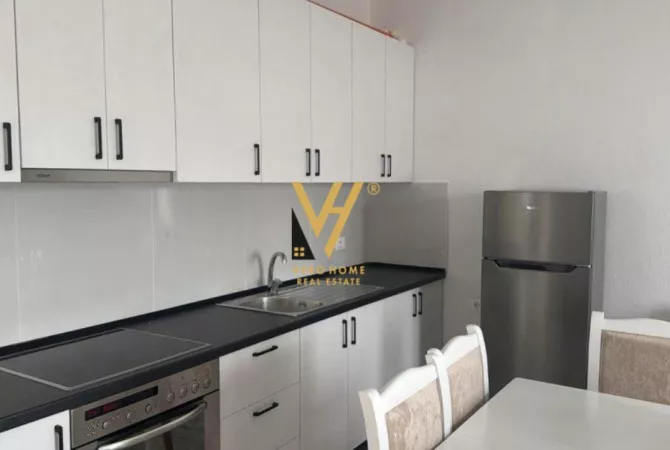 Shtepi me qera 2+1 ne Tirane - 400 Euro