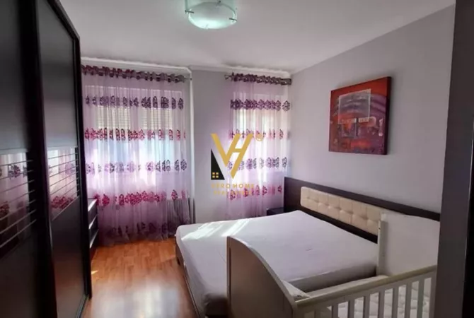 Shtepi me qera 1+1 ne Tirane - 900 Euro