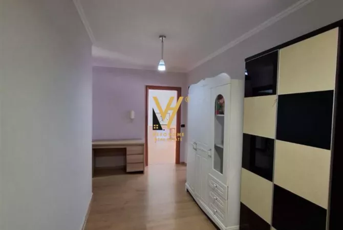 Shtepi me qera Apartament ne Tirane, 1+1, Mobilimi E mobiluar, Pagesa 900  Euro.