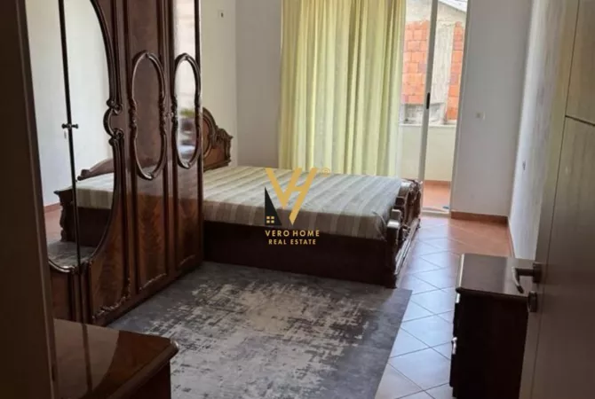 Shtepi me qera 2+1 ne Tirane - 420 Euro