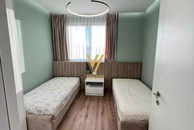 Shtepi me qera 3+1 ne Tirane - 1,000 Euro
