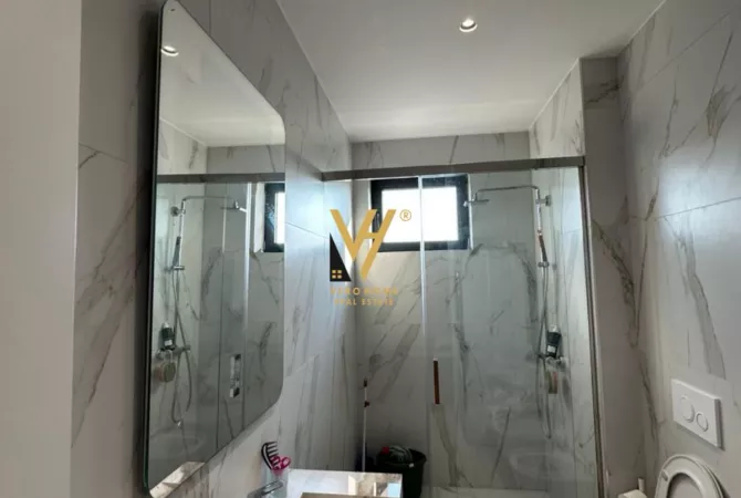 Shtepi me qera Apartament ne Tirane, 3+1, Mobilimi E mobiluar, Pagesa 1,000  Euro.