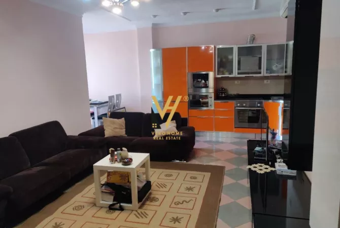 Shtepi me qera 2+1 ne Tirane - 800 Euro