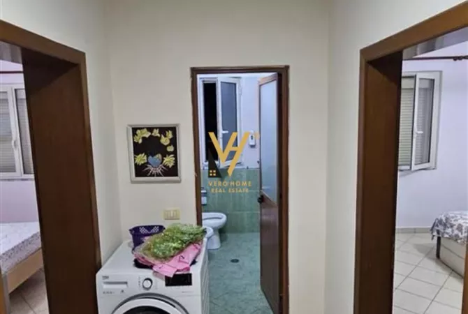 Shtepi me qera Apartament ne Tirane, 2+1, Mobilimi E mobiluar, Pagesa 550  Euro.