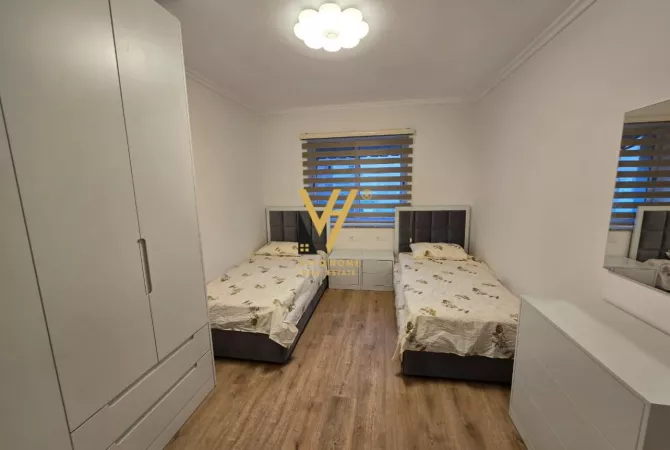 Shtepi me qera Apartament ne Tirane, 2+1, Mobilimi E mobiluar, Pagesa 750  Euro.