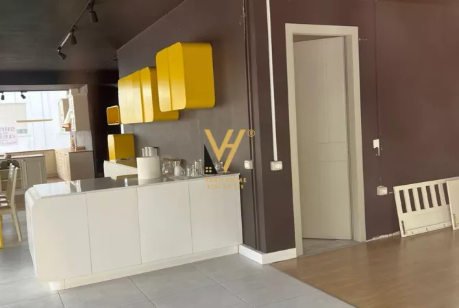 Ambient biznesi ne shitje 1+1 ne Tirane - 520,000 Euro