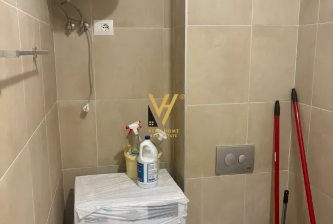 Shtepi me qera Apartament ne Tirane, 2+1, Mobilimi E mobiluar, Pagesa 50,000  Leke.