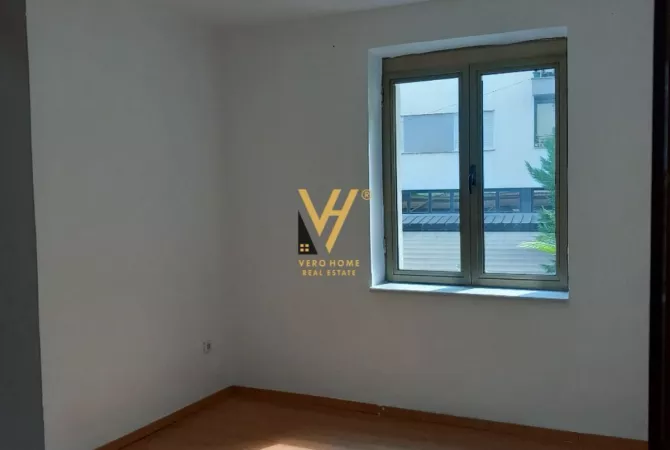 Shtepi me qera 2+1 ne Tirane - 60,000 Leke