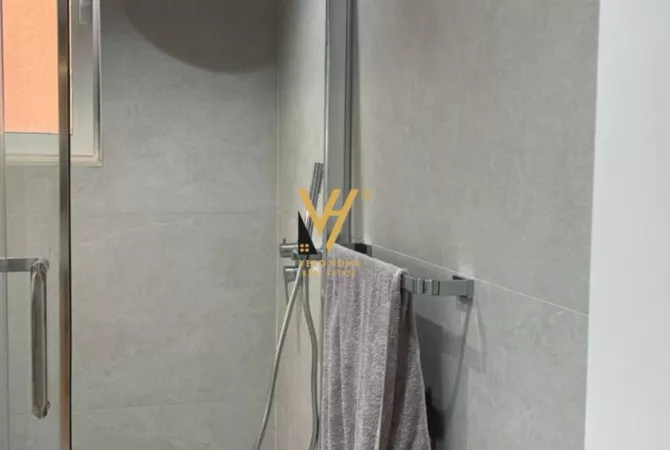 Shtepi me qera Apartament ne Tirane, 1+1, Mobilimi E mobiluar, Pagesa 80,000  Leke.