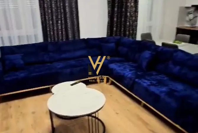 Shtepi me qera 2+1 ne Tirane - 1,700 Euro