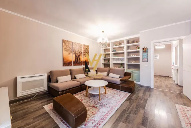 Shtepi me qera 2+1 ne Tirane - 900 Euro