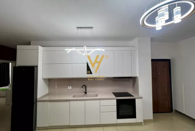 Shtepi me qera 2+1 ne Tirane - 650 Euro
