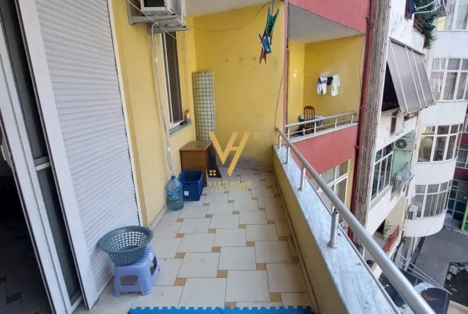 Shtepi me qera 1+1 ne Tirane - 40,000 Leke