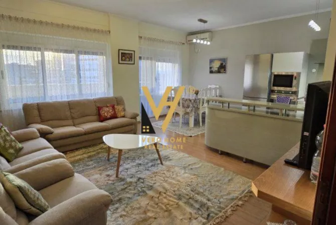 Casa in affitto 2+1 a Tirana - 750 Euro