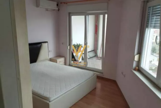 Shtepi me qera 1+1 ne Tirane - 450 Euro