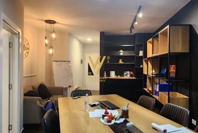 JEPET ZYRE 85 M2 ME QERA RRUGA E KOSOVARVE 850 EURO