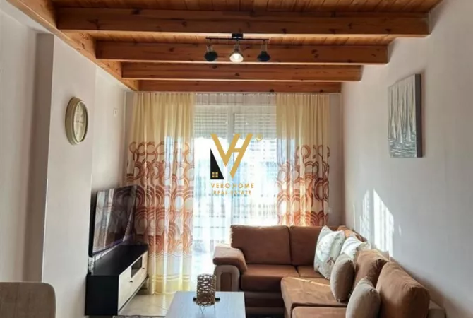 Shtepi me qera Apartament ne Tirane, 2+1, Mobilimi E mobiluar, Pagesa 50,000  Leke.