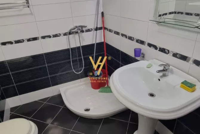 Shtepi me qera Apartament ne Tirane, 1+1, Mobilimi E mobiluar, Pagesa 55,000  Leke.