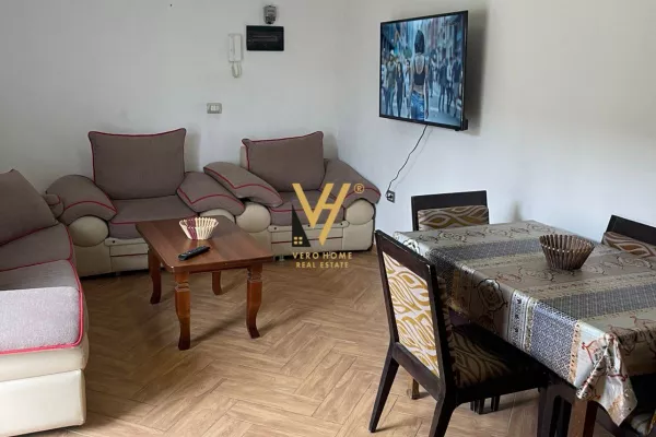 Shtepi me qera 2+1 ne Tirane - 450 Euro