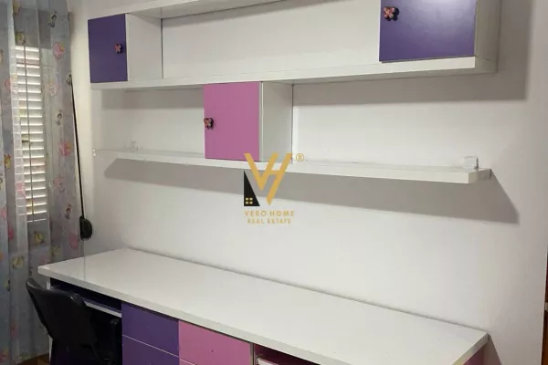 Shtepi me qera Shtepi Private ne Tirane, 2+1, Mobilimi E mobiluar, Pagesa 450  Euro.