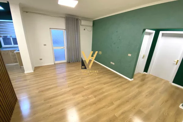 Shtepi me qera 2+1 ne Tirane - 800 Euro