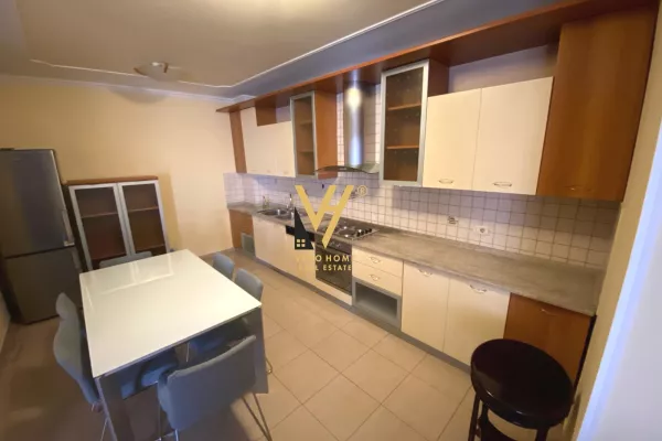 Casa in affitto 2+1 a Tirana - 800 Euro