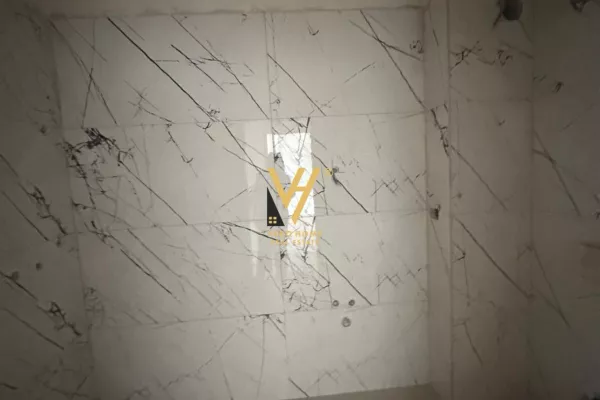Ambient biznesi me qera 3+1 ne Tirane - 1,500 Euro