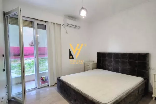 Shtepi me qera Apartament ne Tirane, 2+1, Mobilimi E mobiluar, Pagesa 55,000  Leke.