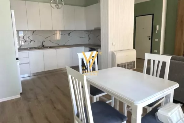 Shtepi me qera Apartament ne Tirane, 2+1, Mobilimi E mobiluar, Pagesa 1,150  Euro.