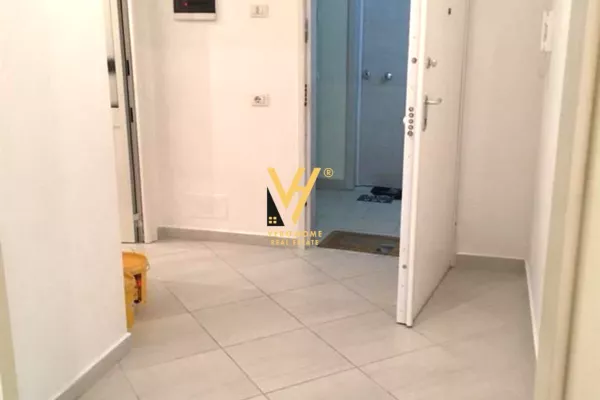 JEPET ZYRE 90 M2 ME QERA TE DON BOSKO 700 EURO