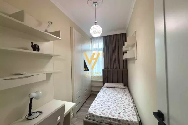 Shtepi me qera Apartament ne Tirane, 3+1, Mobilimi E mobiluar, Pagesa 1,050  Euro.