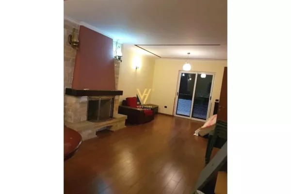 Casa in affitto 7+1 a Tirana - 2,500 Euro