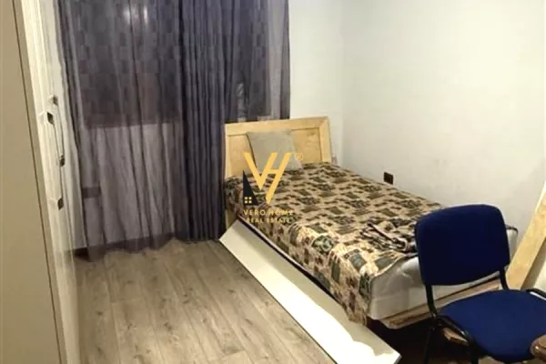 Shtepi me qera Apartament ne Tirane, 2+1, Mobilimi E mobiluar, Pagesa 65,000  Leke.