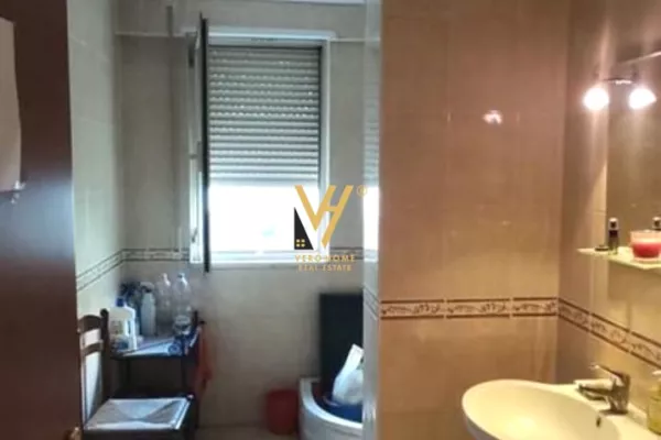 Shtepi ne shitje 1+1 ne Tirane - 170,000 Euro