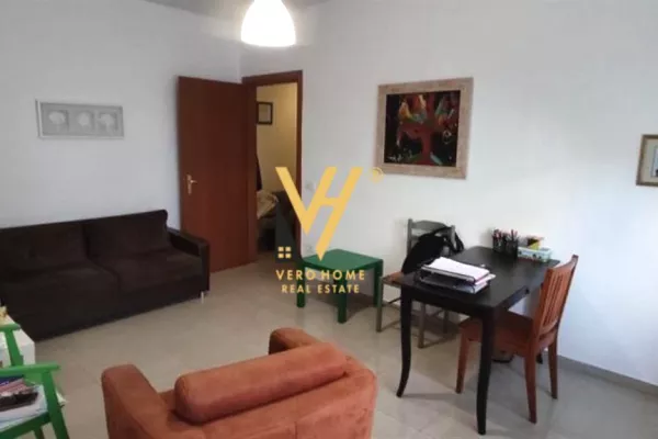 Shtepi ne shitje Apartament ne Tirane, 1+1, Mobilimi E mobiluar, Pagesa 170,000  Euro.