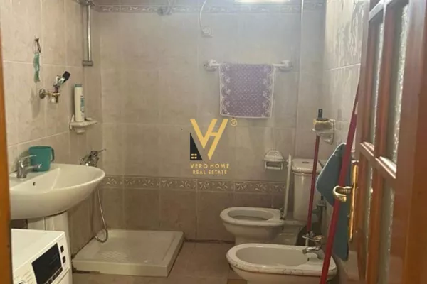 Shtepi ne shitje 2+1 ne Tirane - 170,000 Euro