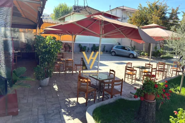 JEPET AMBIENT BIZNESI 500 M2 ME QERA NE KASHAR 4.000 EURO