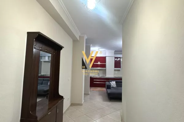 Shtepi me qera Apartament ne Tirane, 2+1, Mobilimi E mobiluar, Pagesa 600  Euro.