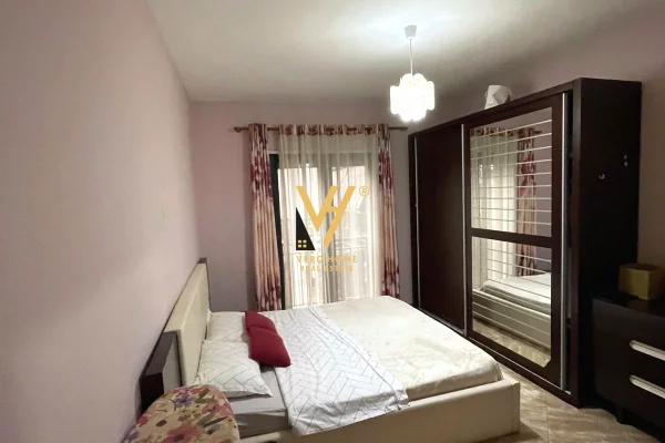 Shtepi me qera Apartament ne Tirane, 2+1, Mobilimi E mobiluar, Pagesa 600  Euro.