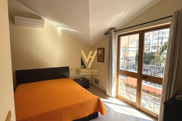 Shtepi me qera Apartament ne Tirane, 3+1, Mobilimi E mobiluar, Pagesa 1,000  Euro.