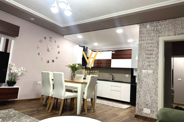 Shtepi me qera 2+1 ne Tirane - 80,000 Leke