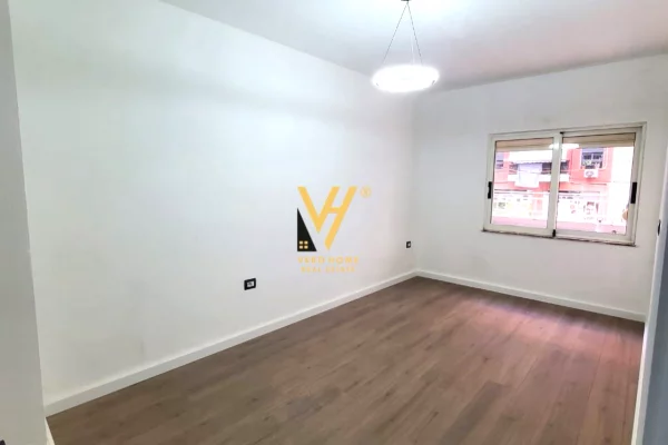 Shtepi ne shitje 1+1 ne Tirane - 190,000 Euro