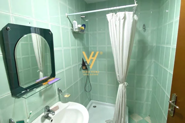 Shtepi me qera Apartament ne Tirane, 2+1, Mobilimi E mobiluar, Pagesa 70,000  Leke.