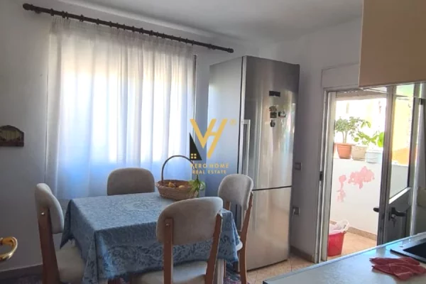 Shtepi ne shitje 2+1 ne Tirane - 140,000 Euro